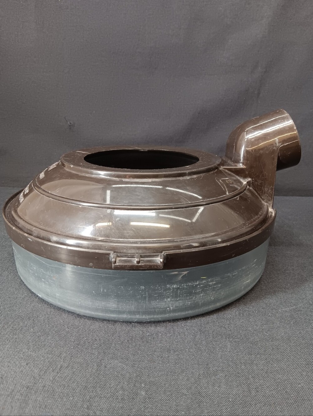 Rainbow SE D4C Canister Vacuum Water Basin Tank OEM Genuine Working Condition